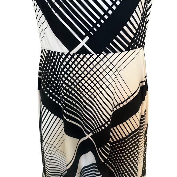 White Houst Black Market Slip Overhead A-Line Abstract Sleeveless Dress. 00 - Picture 7 of 8